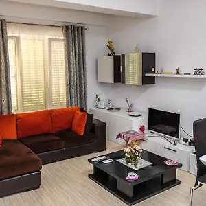 https://ariadnes-apartments.hotels-in-tirana.com